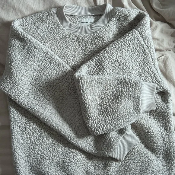 American Eagle Outfitters Cream Sherpa - Picture 1 of 3